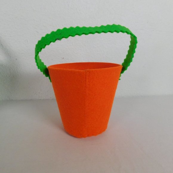 4 Halloween Felt Buckets Pumpkin Monsters Boo Trick or Treat Party Goodies 5" - Picture 3 of 11